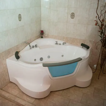 ゲストハウス Platon Órma