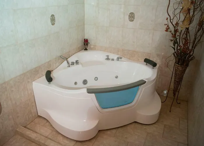 Konukevi Platon Órma